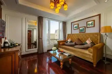 Hanoi Pearl - 215