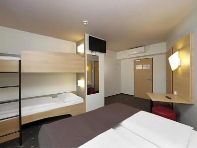 B&B Berlin Alexanderplatz - 42