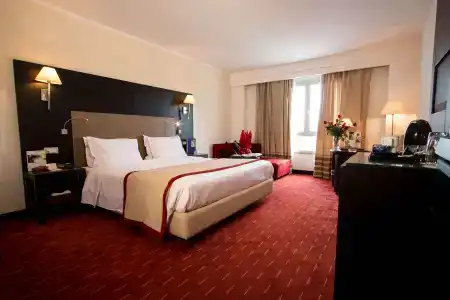 Golden Tulip El Mechtel - 77