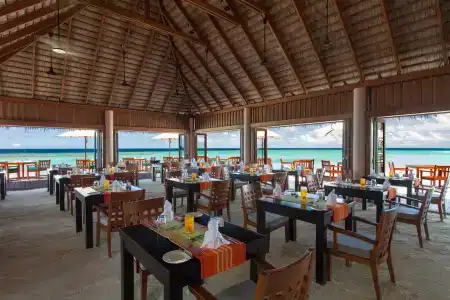 Veligandu Island Resort & Spa - 14