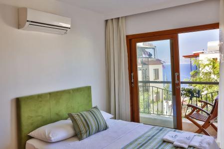 Kaş, merkezde, denize yakın, balkonlu, konforlu apart daireler - 2