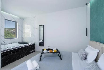 xSuites - 65