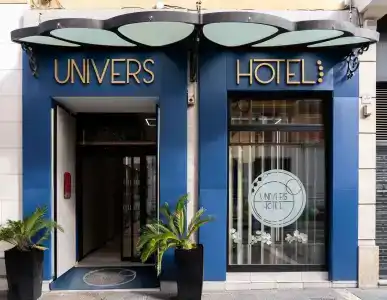 Hôtel Univers - 0