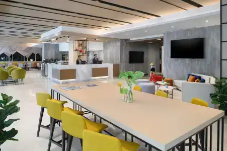 Phachara Suites Sukhumvit - 8