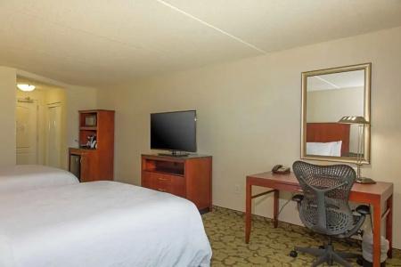Hilton Garden Inn/Coastal Grand Mall - 63