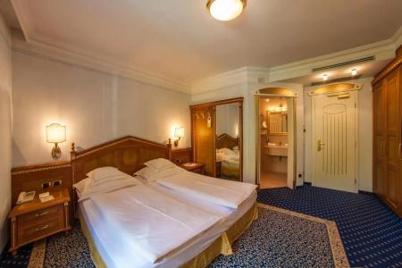 CityGoldener Adler B&B - 37