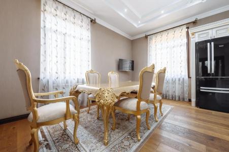 Royal Residence - 188