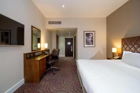 DoubleTree by Hilton London - Marble Arch - 53
