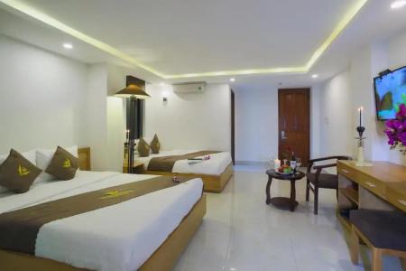 Trang Ngan - 33