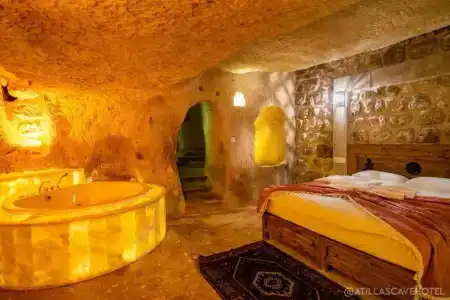 Atilla's Cave - 441