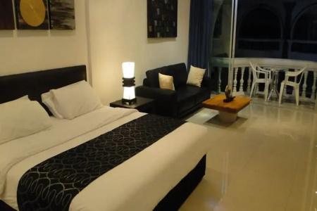 East Suites - 156