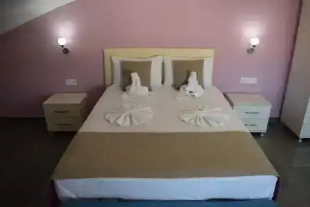 Güden-Pearl - 283