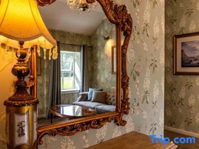 Melville Castle - 98