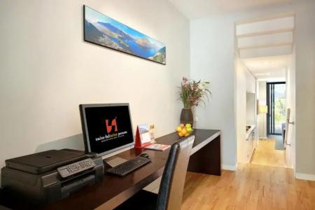Swiss-Belsuites Pounamu - 14