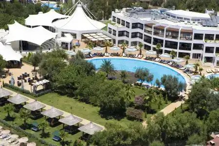 Latanya Park Resort - 26