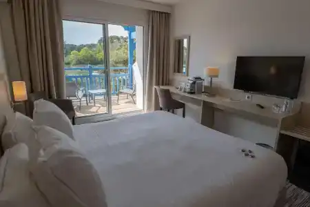 Best Western Plus Le Roof Vannes Bord De Mer - 93