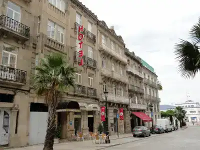 Compostela Vigo - 0
