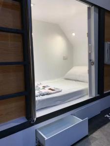 Sleepbox Hostel Suratthani - 29