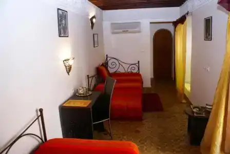 Riad Attarine - 33