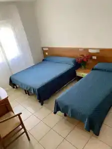 Ivana - 37