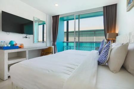 Beach Walk Boutique Resort - 104