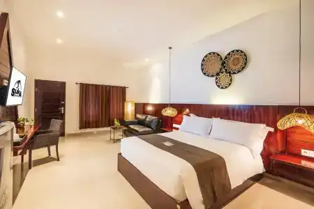 Suka Beach Inn - 72