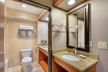 Best Western Plus Grantree Inn - 71