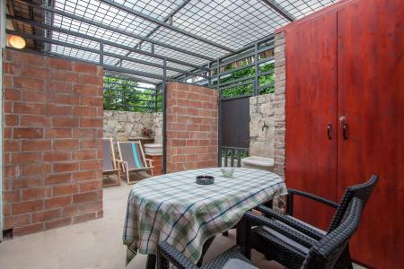 Garden Apartment - 11