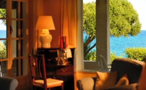 Is Morus Relais - 56