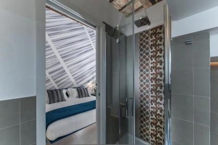 b&b First Floor - 61