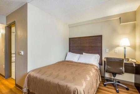 Quality Inn - 27