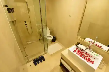 Best Western Chinatown - 74