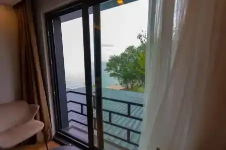 Santana Otel - 211