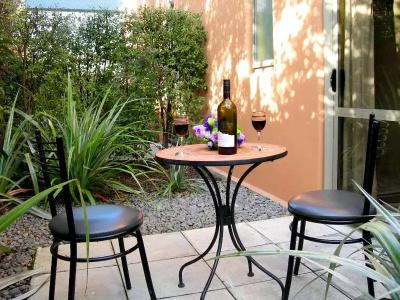 Bealey Avenue - 18