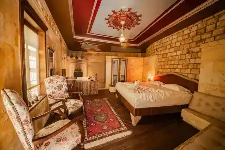 Sunak Cave Boutique - 57