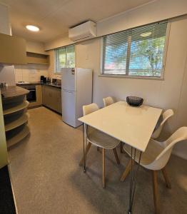Scenicland Motels - 37
