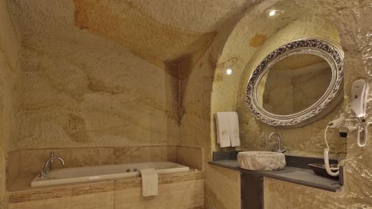 Golden Cave Suites - 41