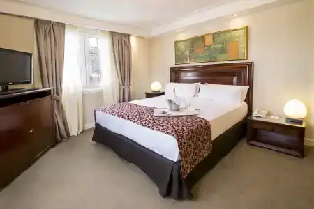 Claridge - 29