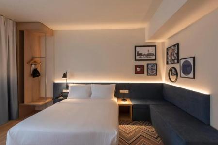 Hampton By Hilton Munich City North - 23