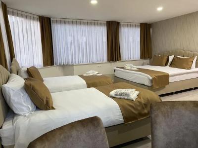 Atam Suites - 49