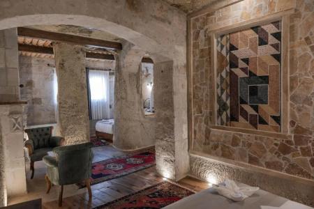 Sarnich Cave Suites - 49