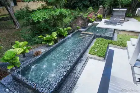 Lloyd's Inn (SG Clean, Staycation Approved) - 11