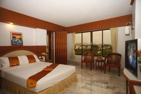 Boon Siam - 26