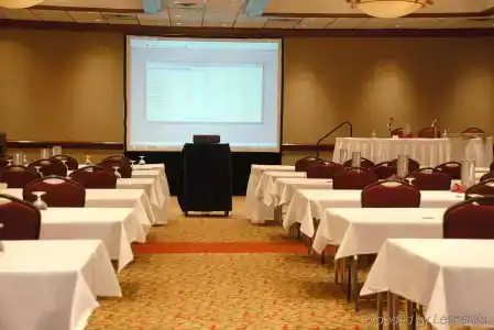 Crowne Plaza, An Ihg - 26