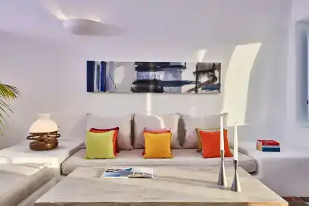 Astra Suites - 399