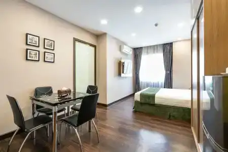 Emerald Central - 207