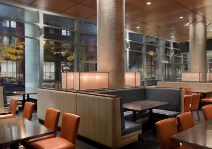 Embassy Suites by Hilton - - 29