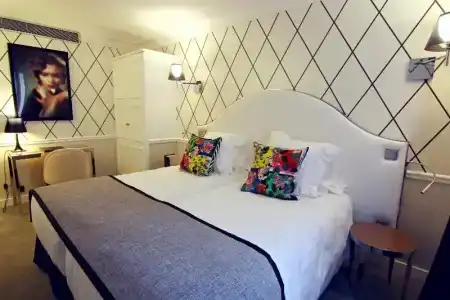 Hôtel le Royal Rive Gauche - 33