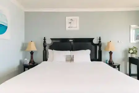 Seaside Laguna Inn & Suites - 53
