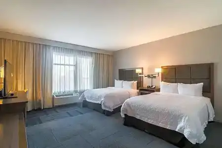 Hampton Inn Chicago North-Loyola Station, Il - 70